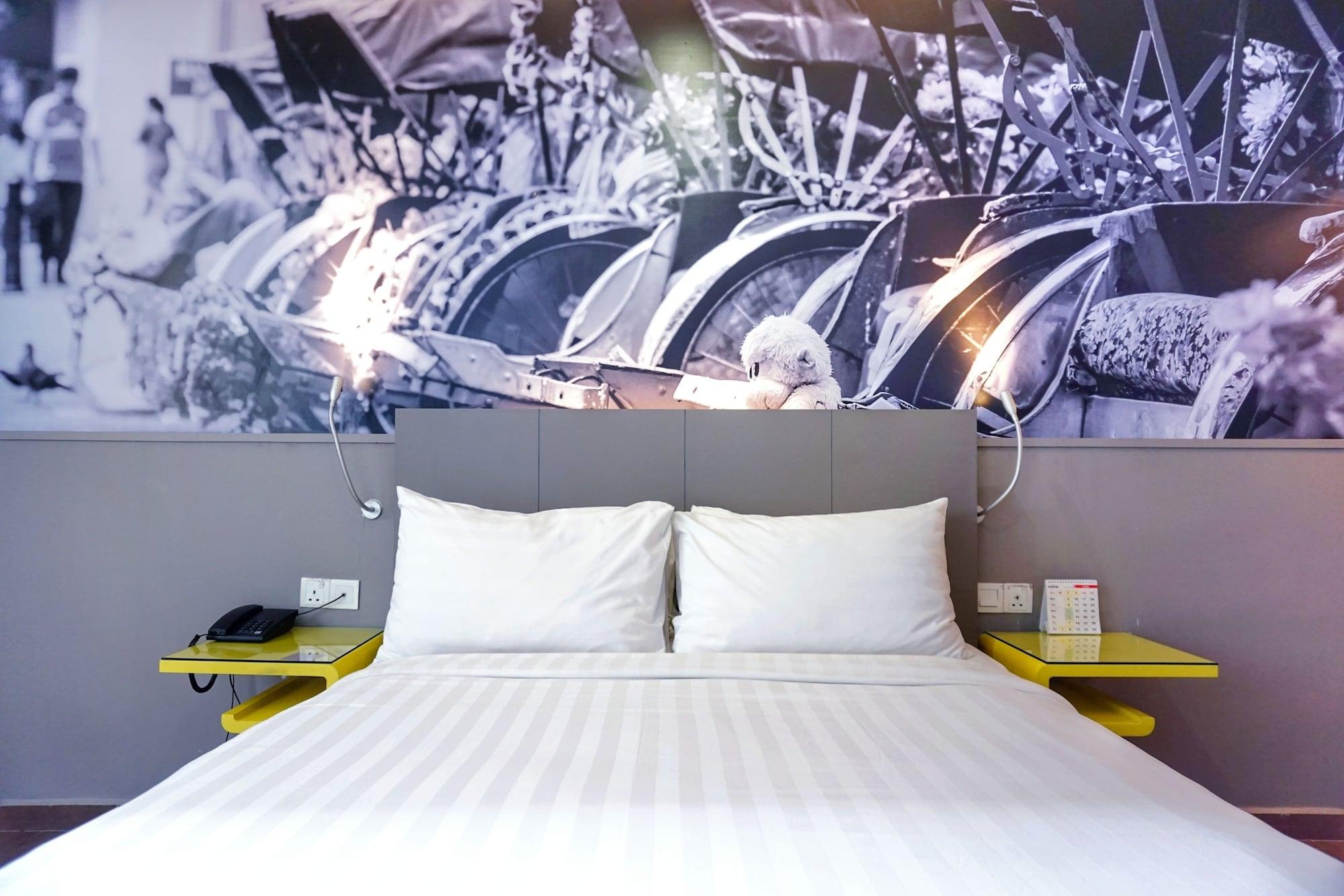 Travelodge Georgetown, Penang Екстер'єр фото
