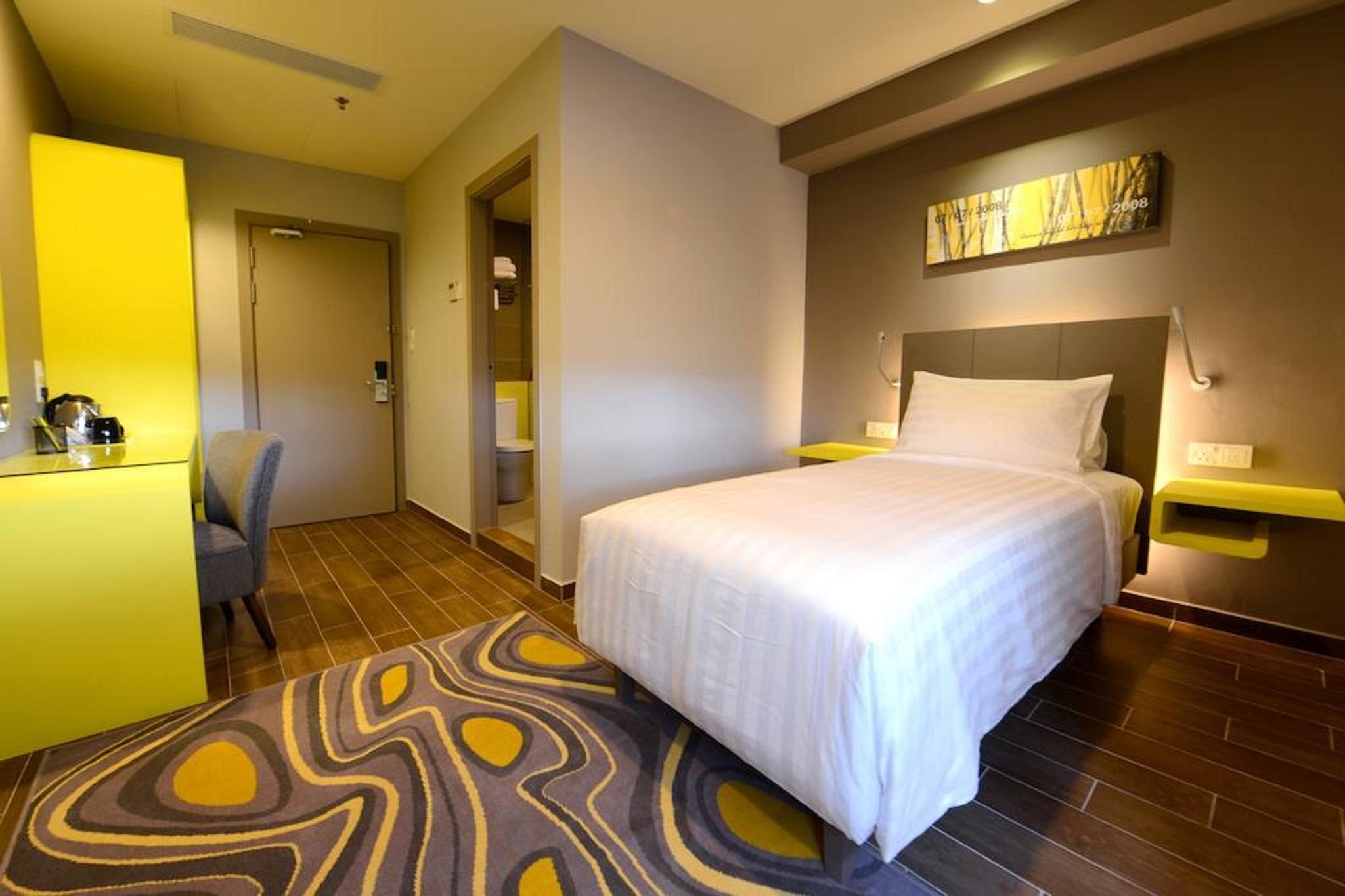 Travelodge Georgetown, Penang Екстер'єр фото