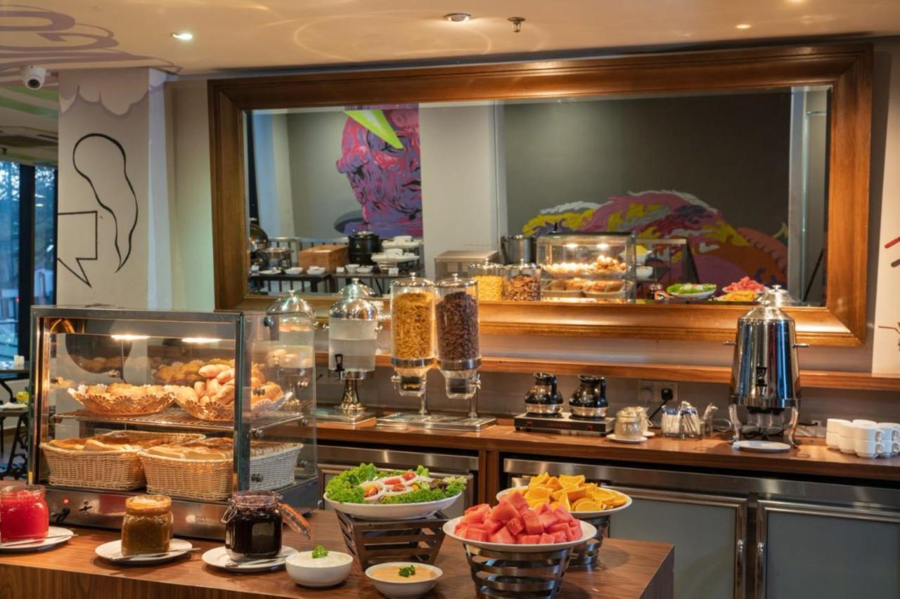 Travelodge Georgetown, Penang Екстер'єр фото