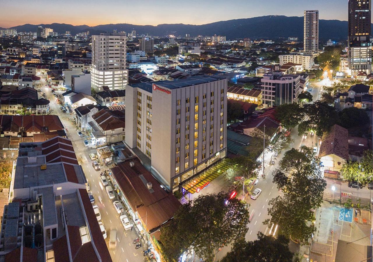 Travelodge Georgetown, Penang Екстер'єр фото